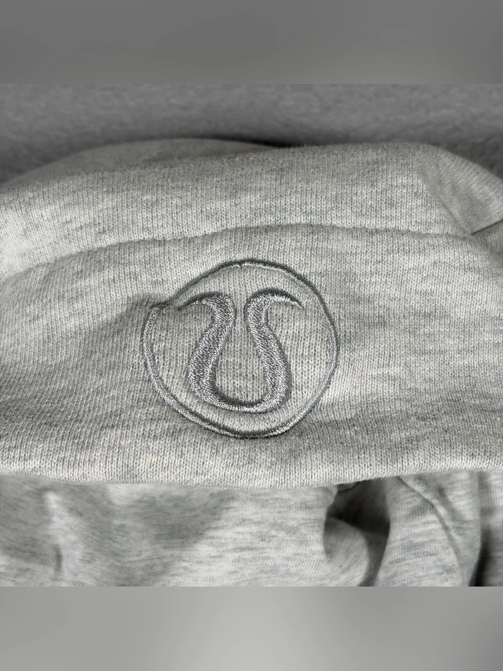 Lululemon Scuba Full-Zip Cropped Women’s 6 Gray Hoodie Sweatshirt Activewear